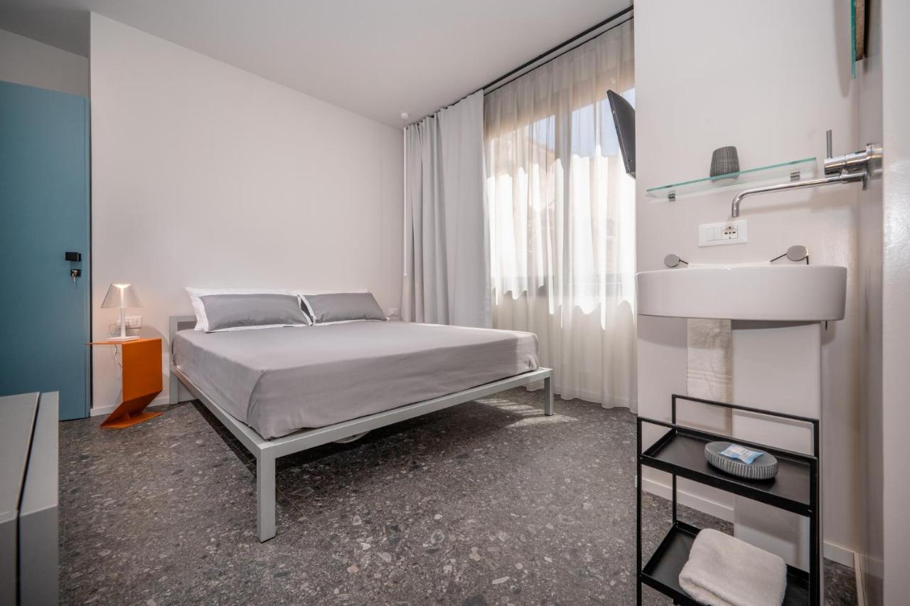 Bed 10.5 - Design Suite Castellammare del Golfo Kültér fotó
